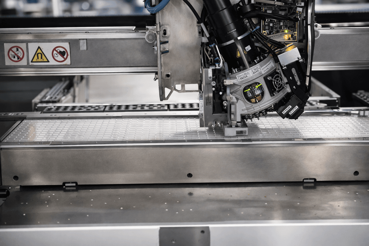 PCB assembly manufacturing equipment and process